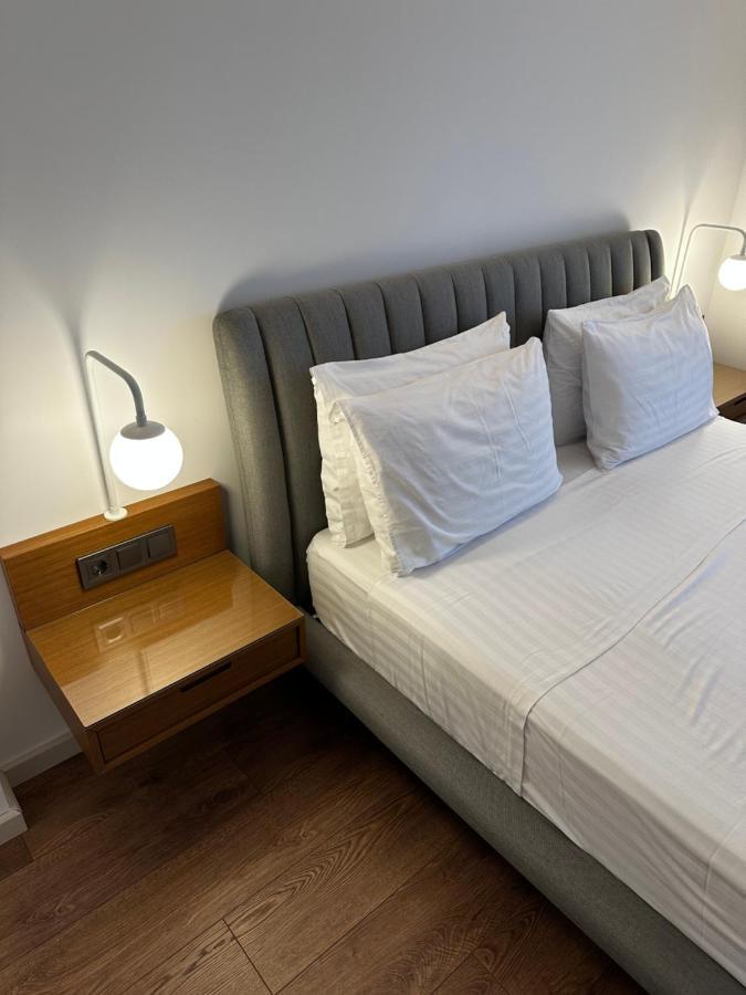Aparthotel Rustemi à Saranda Extérieur photo